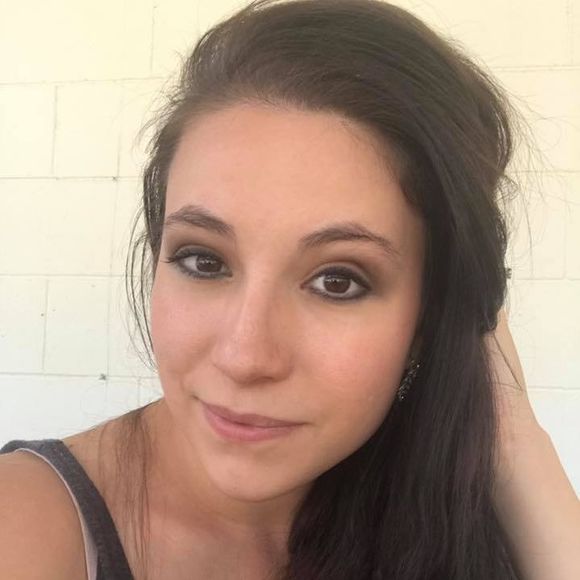 Meet your Posher, Erica - Picture 1 of 1